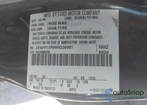 1998 Ford Escort Se z USA, uszkodzony, nr VIN 3FAFP15P0WR238401